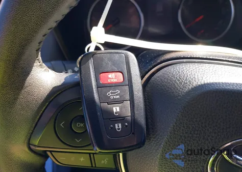 2021 Toyota Rav4 Xle Premium z USA, uszkodzony, nr VIN 2T3C1RFV5MC142395